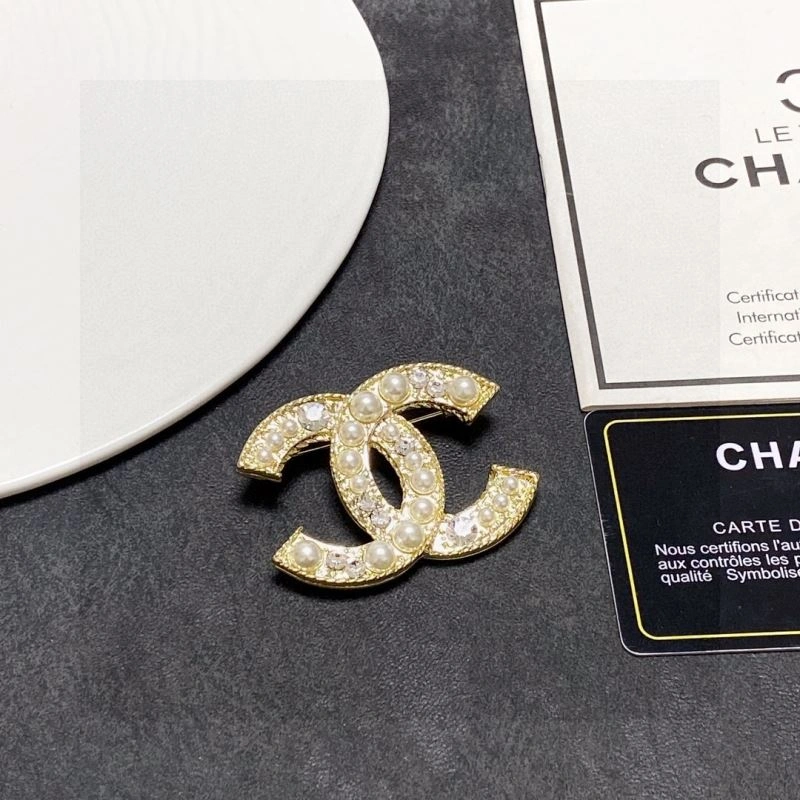 Reliable Chanel Brooches 226363