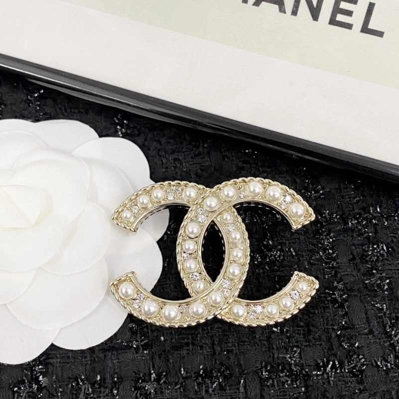 Chanel Brooches Bold 226412