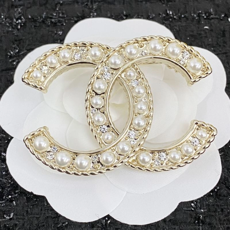 Chanel Brooches Bold 226412