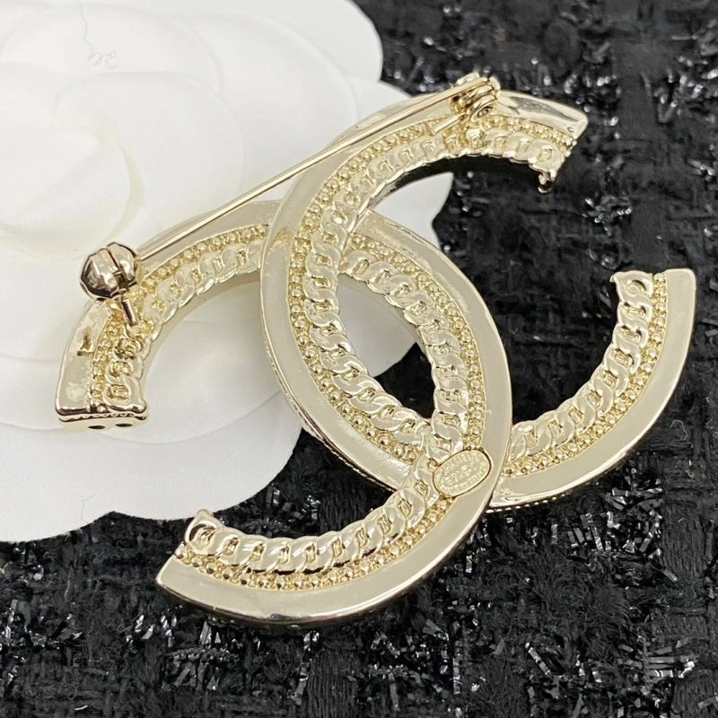 Chanel Brooches Bold 226412