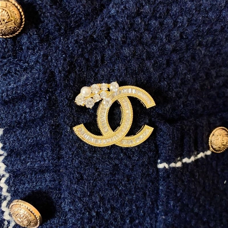 GoAnywhere Chanel Brooches 226351