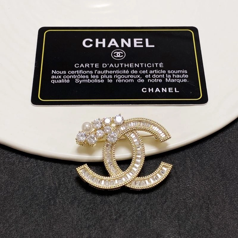GoAnywhere Chanel Brooches 226351