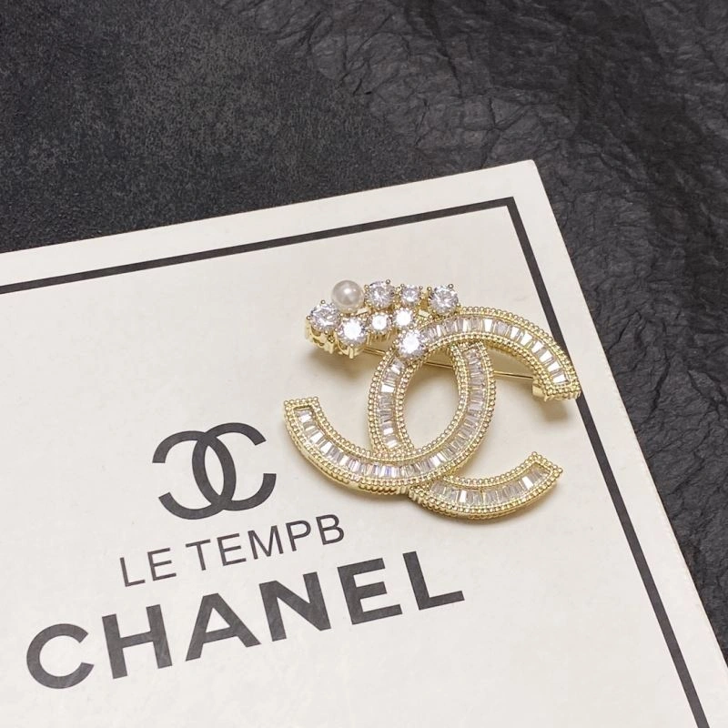 GoAnywhere Chanel Brooches 226351