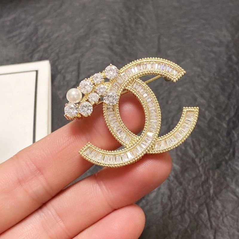 GoAnywhere Chanel Brooches 226351