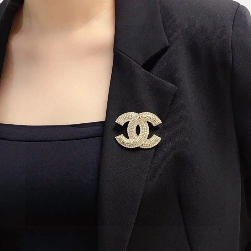 Chanel Brooches ModernLook 226349