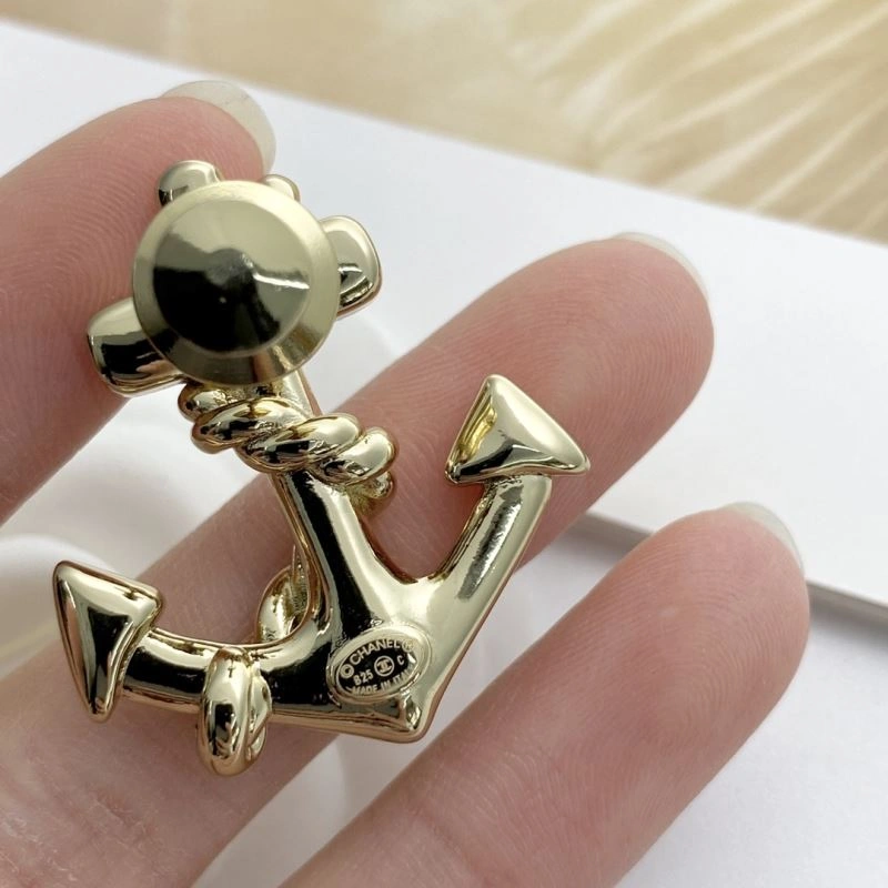 Chanel Brooches Unique 226451