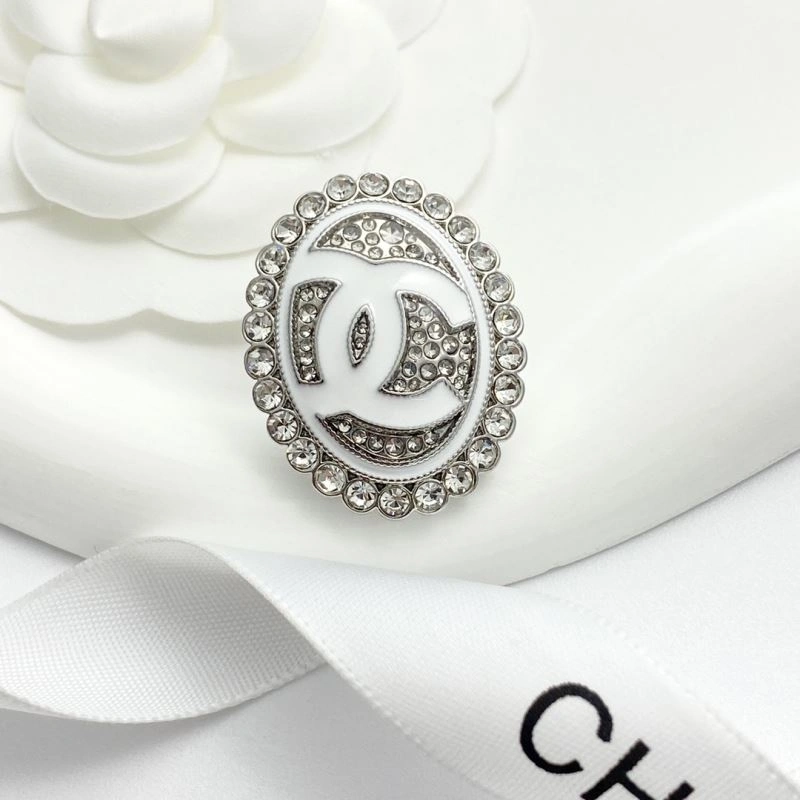 Chanel Brooches Functional 226358
