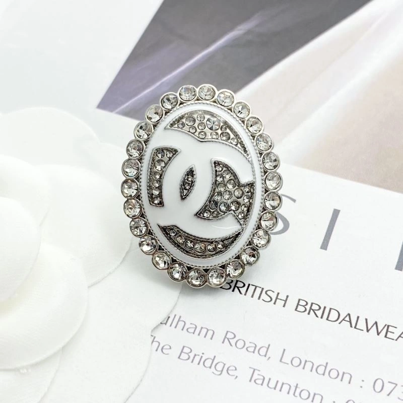 Chanel Brooches Functional 226358