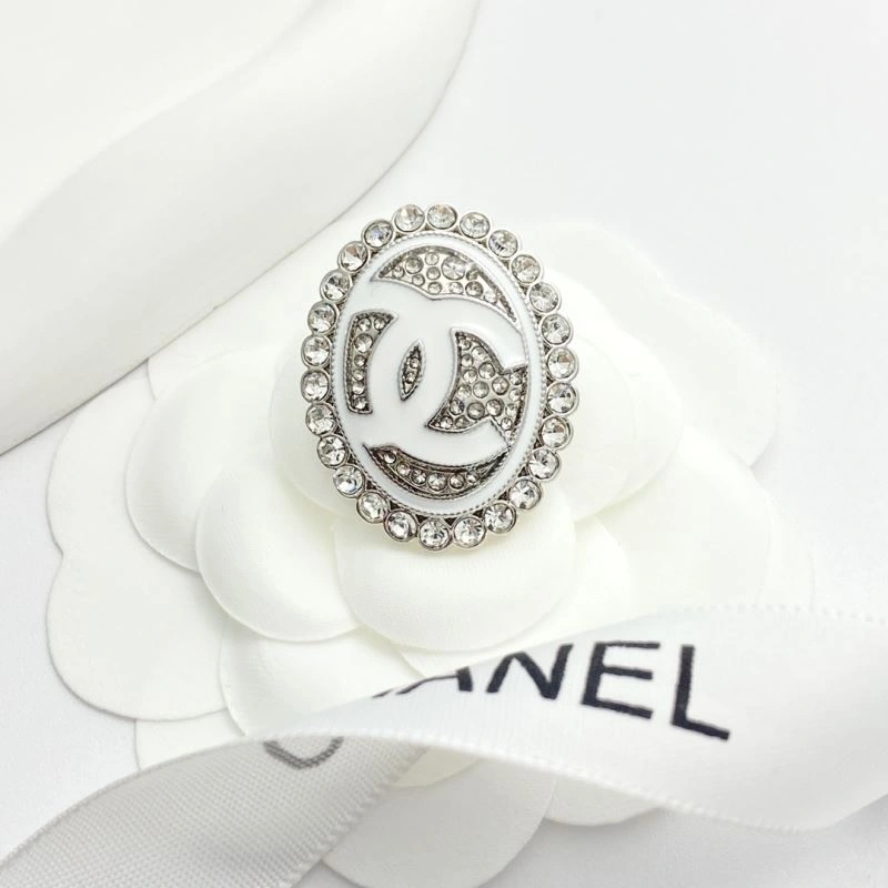 Chanel Brooches Functional 226358