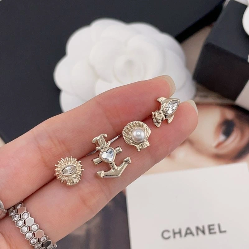 Chanel Brooches Popular 226346