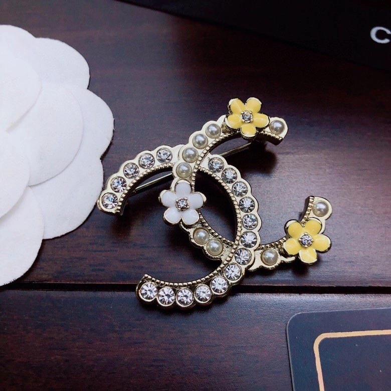 Reliable Chanel Brooches 226387