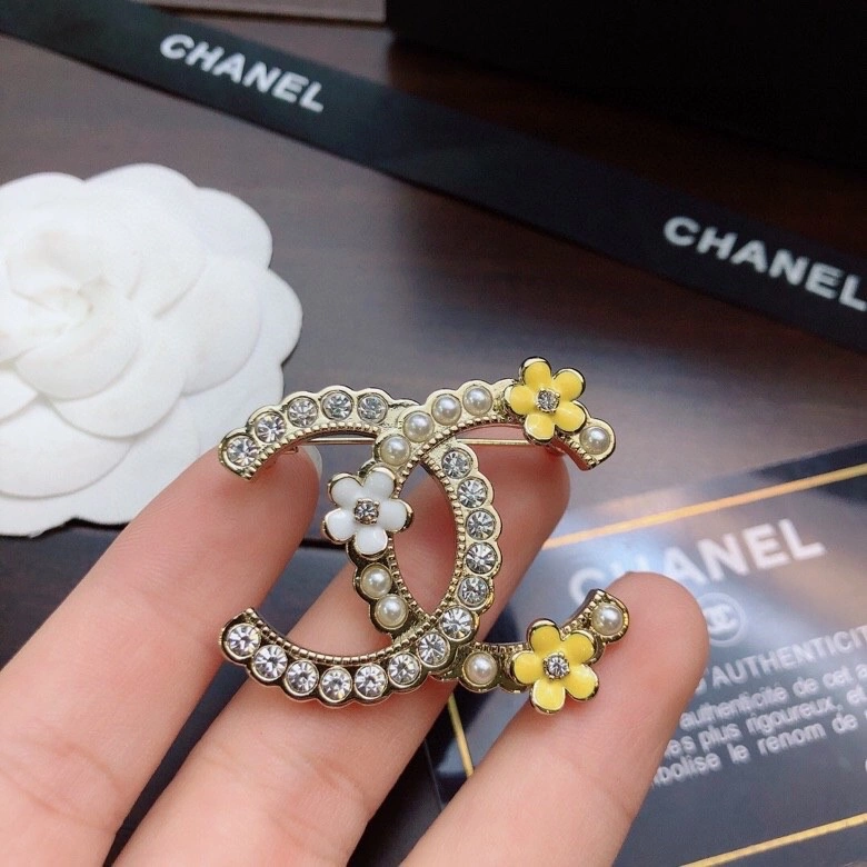 Reliable Chanel Brooches 226387
