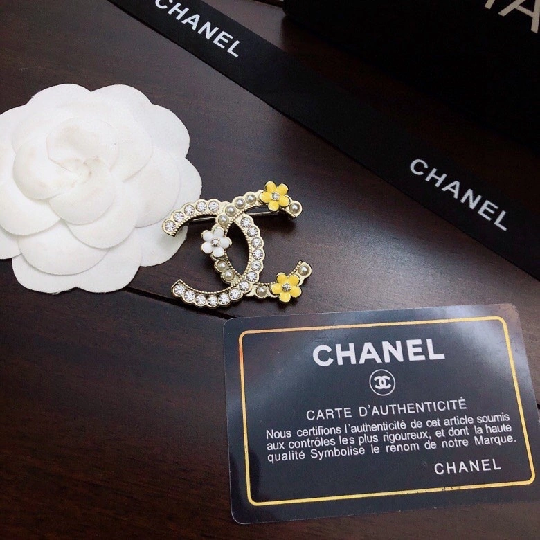 Reliable Chanel Brooches 226387
