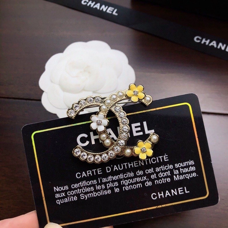 Reliable Chanel Brooches 226387