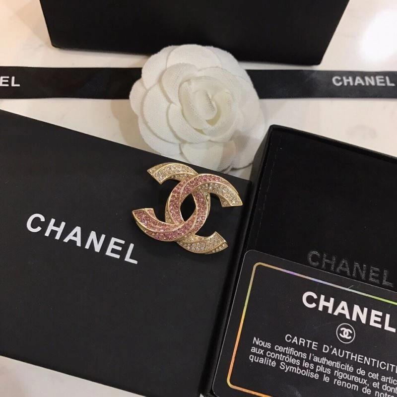 OnTrend Chanel Brooches 226343