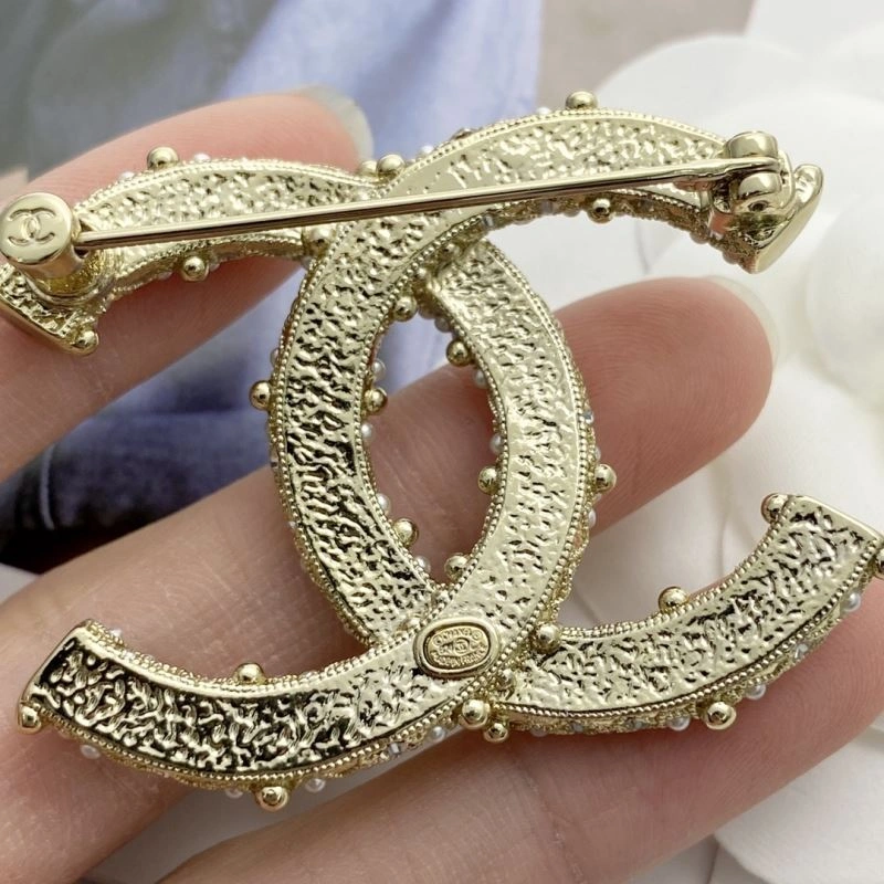Chanel Brooches ModernLook 226332