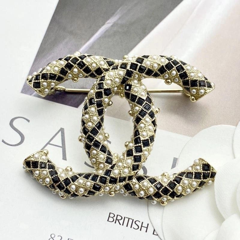 Sporty Chanel Brooches 226329