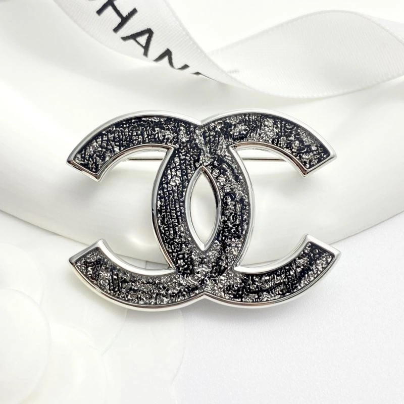 Elegant Chanel Brooches 226338