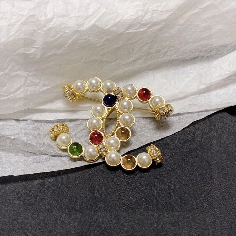 SoftTouch Chanel Brooches 226326