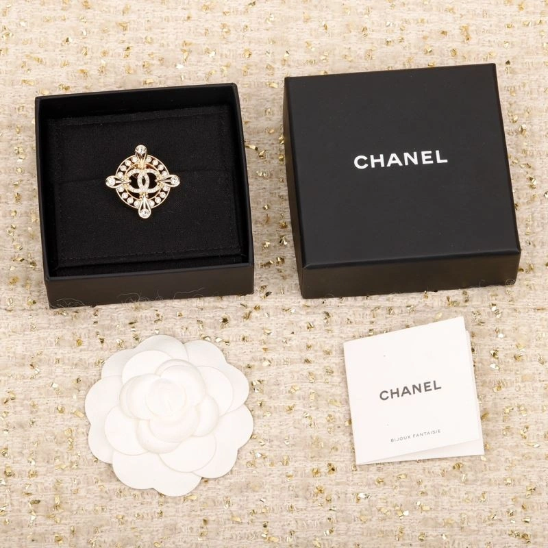 Chanel Brooches Neat 226337