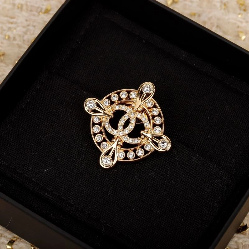 Chanel Brooches Neat 226337