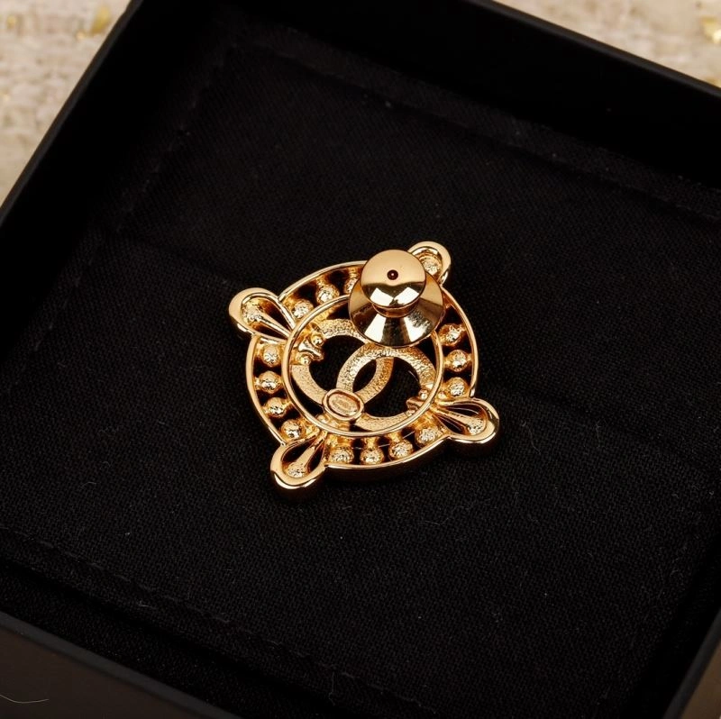 Chanel Brooches Neat 226337