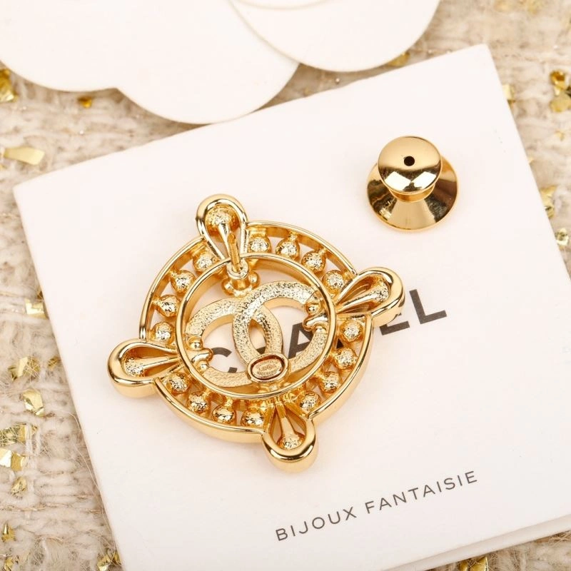 Chanel Brooches Neat 226337