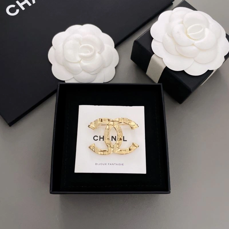 Chanel Brooches Unisex 226340