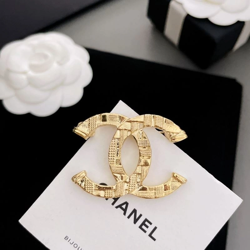 Chanel Brooches Unisex 226340