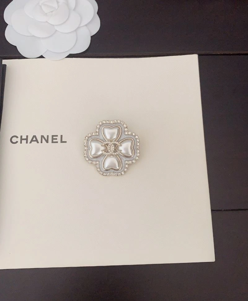 Chanel Brooches Trendy 226320