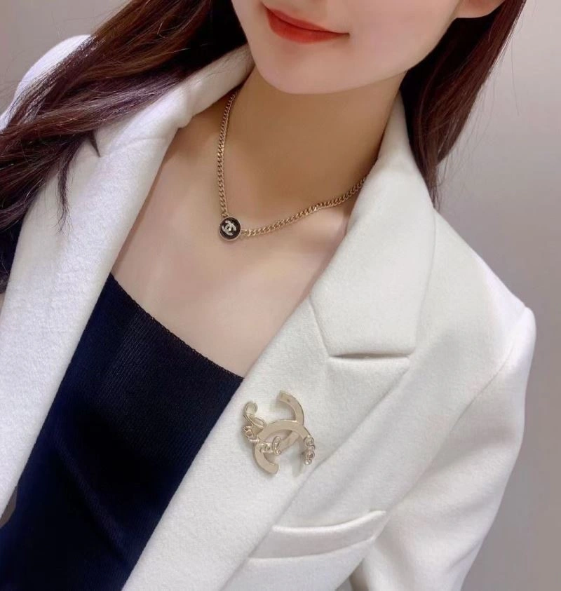 Chanel Brooches ZipUp 226313