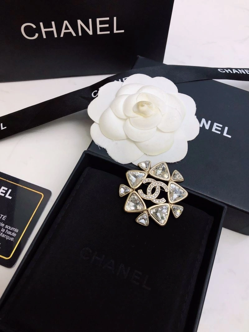 Chanel Brooches Sleek 226308