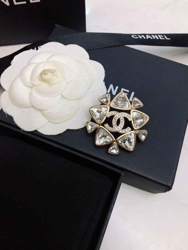 Chanel Brooches Sleek 226308