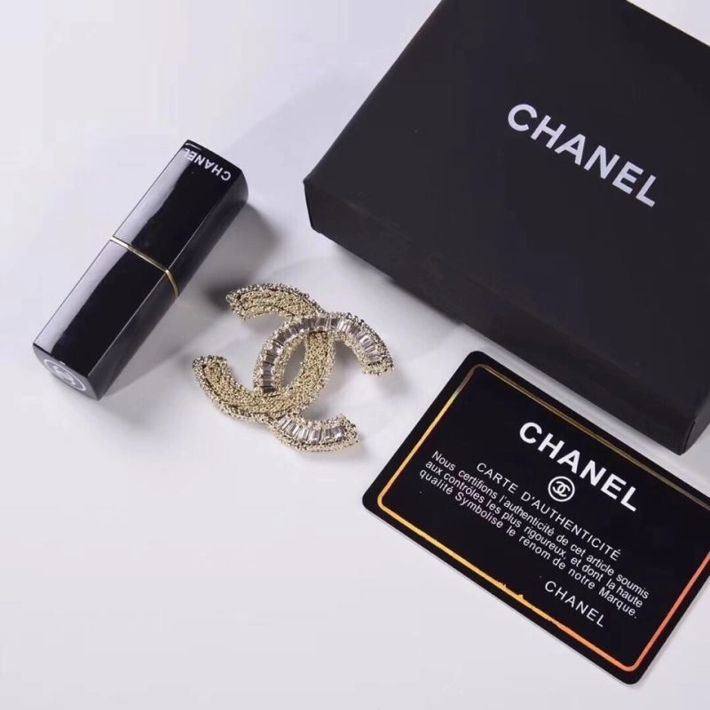 Chanel Brooches FashionForward 226306