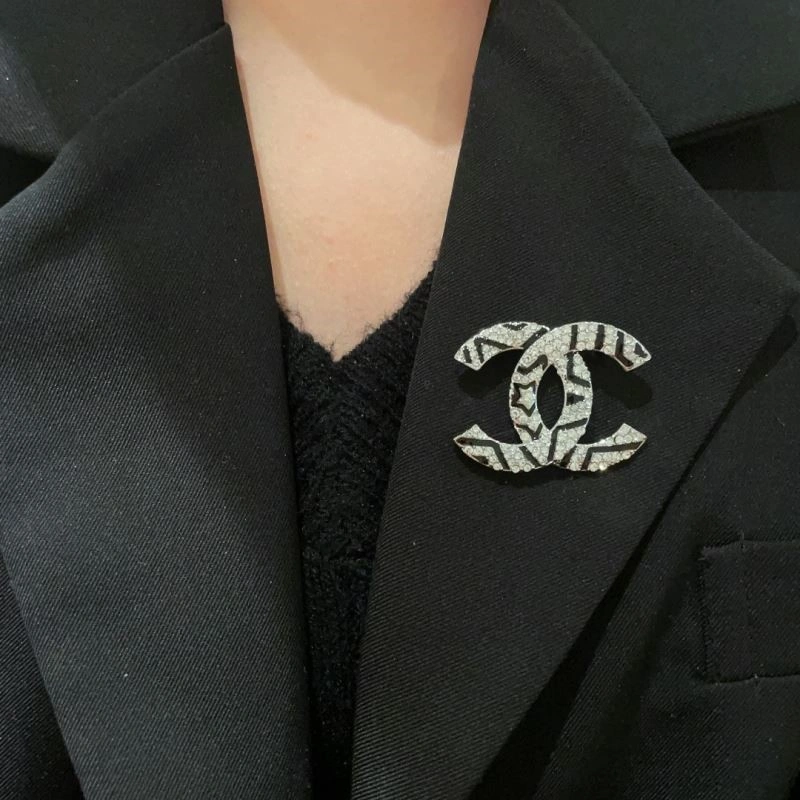 Chanel Brooches WeatherProof 225642