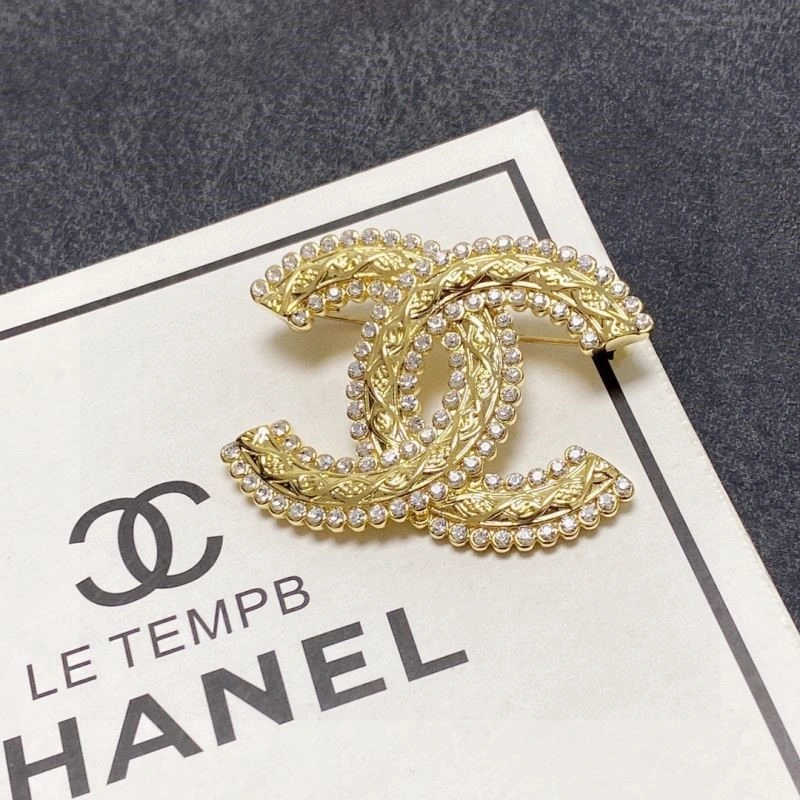 Chanel Brooches Colorful 225639