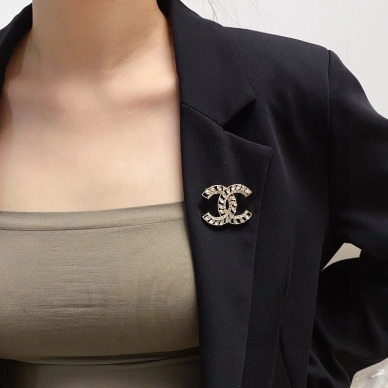 EasyCare Chanel Brooches 225637
