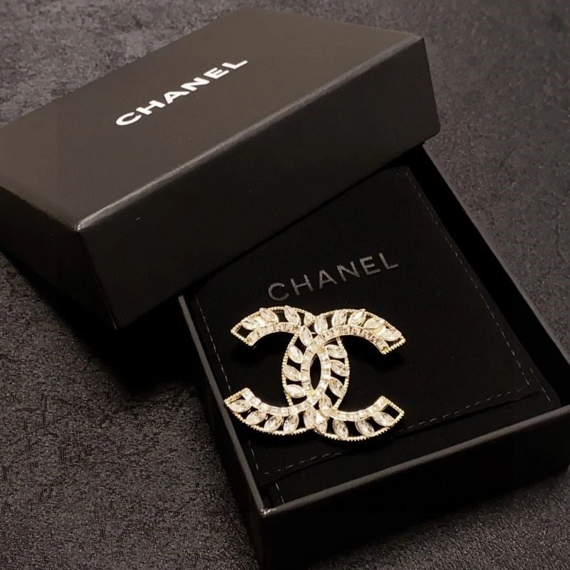 EasyCare Chanel Brooches 225637