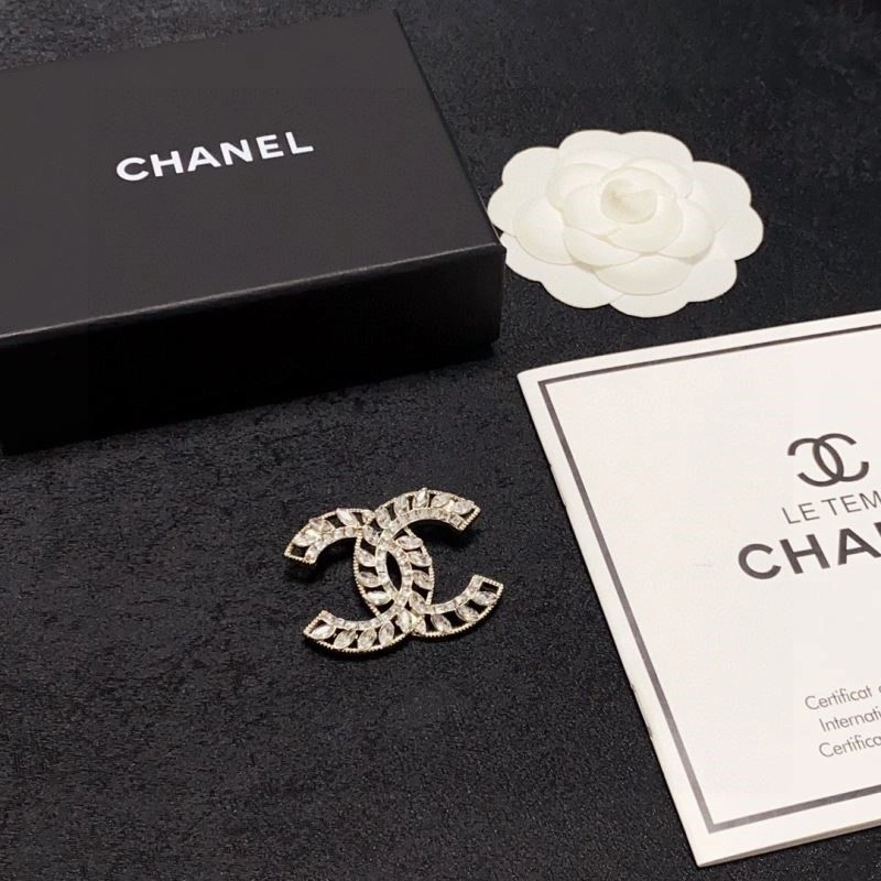 EasyCare Chanel Brooches 225637