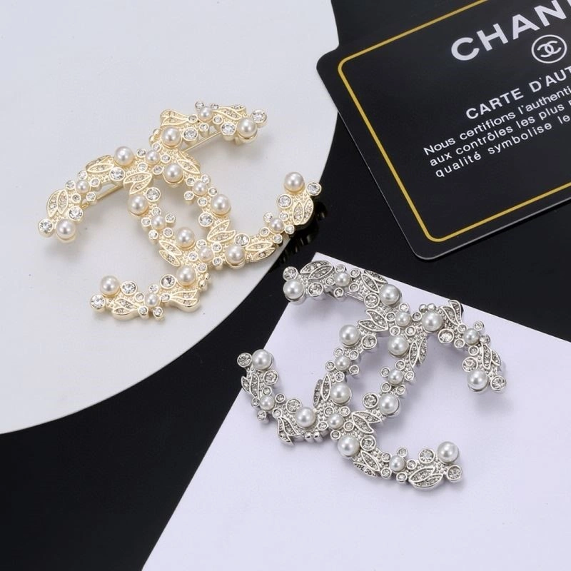 Seasonal Chanel Brooches 225644