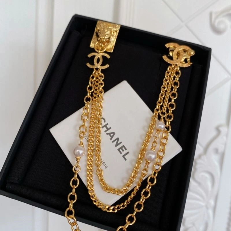 Unisex Chanel Brooches 225643