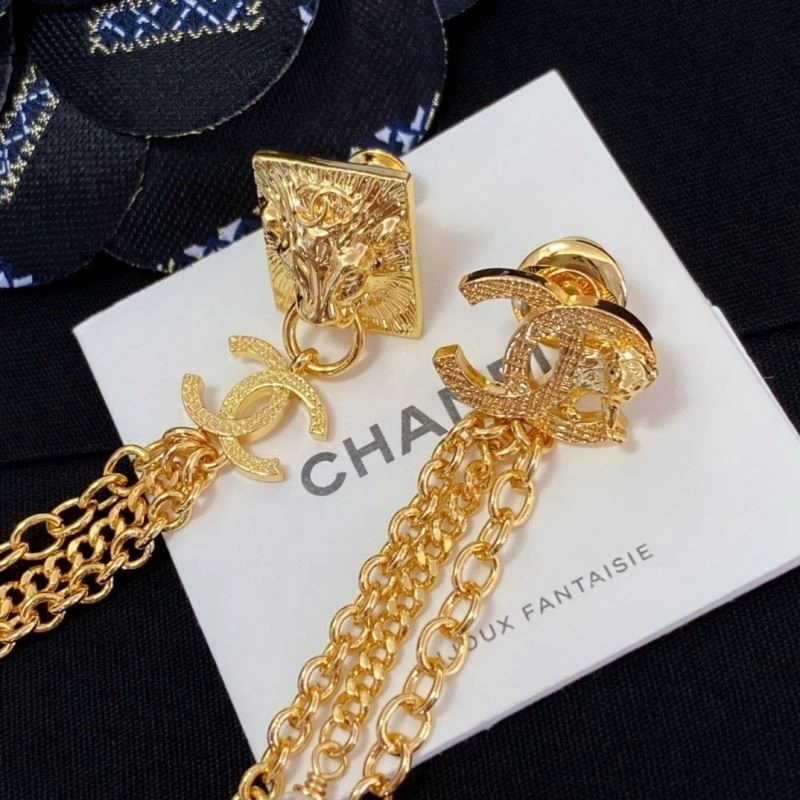 Unisex Chanel Brooches 225643
