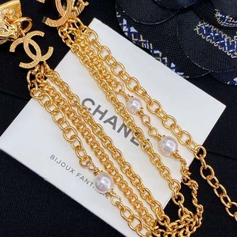 Unisex Chanel Brooches 225643