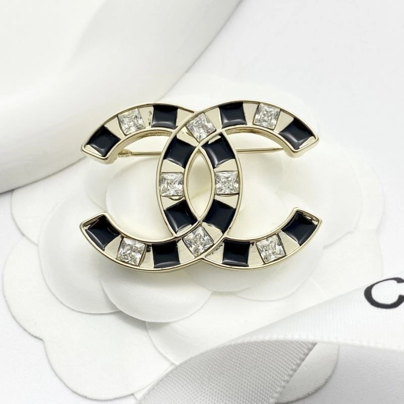 Casual Chanel Brooches 225628