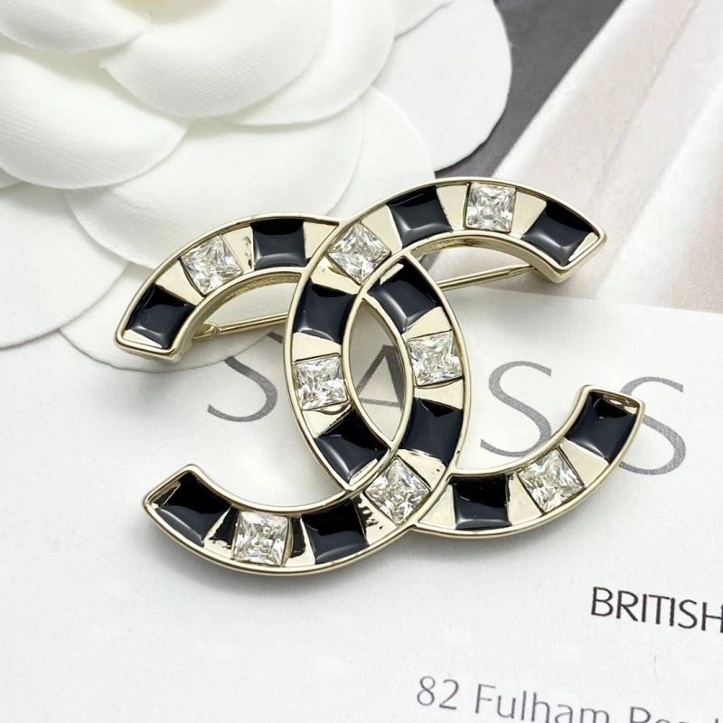 Casual Chanel Brooches 225628