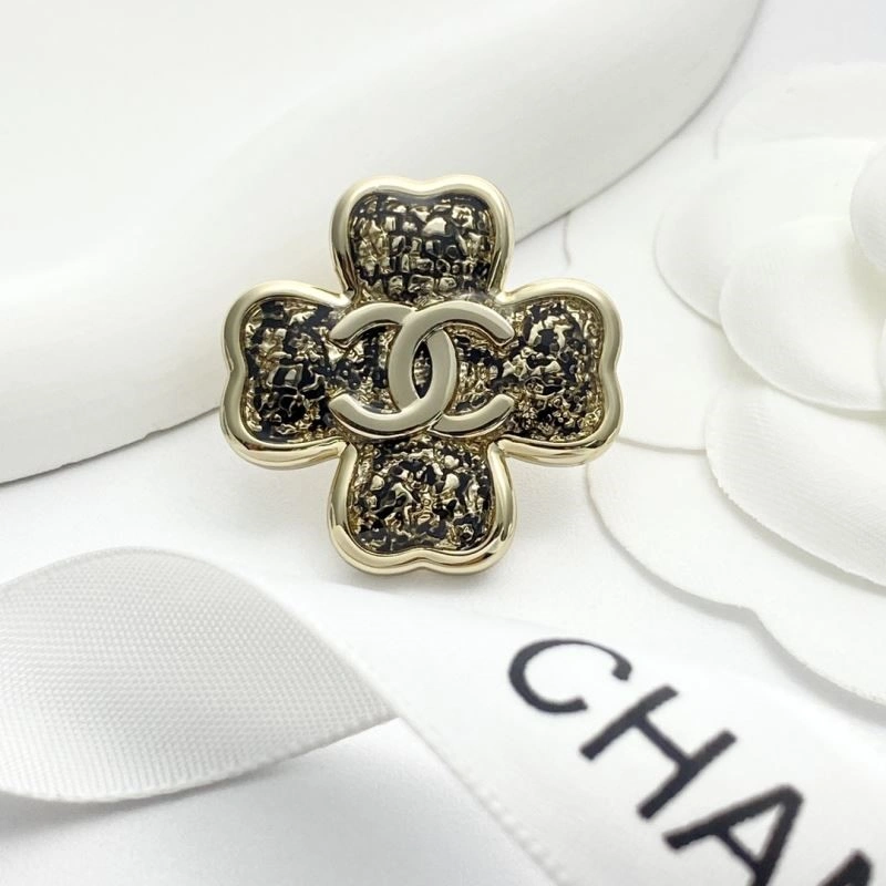 Breathable Chanel Brooches 225627