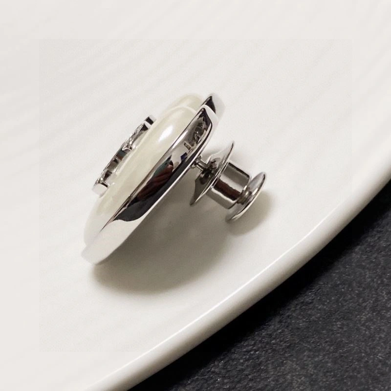 Chanel Brooches FlexibleFit 225636