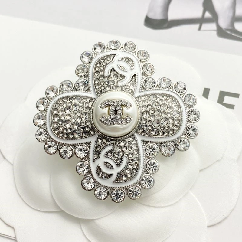 Chanel Brooches MultiPurpose 225614