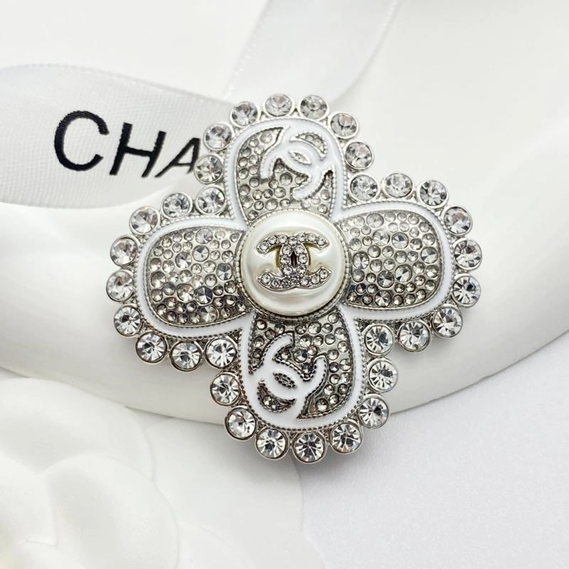 Chanel Brooches MultiPurpose 225614