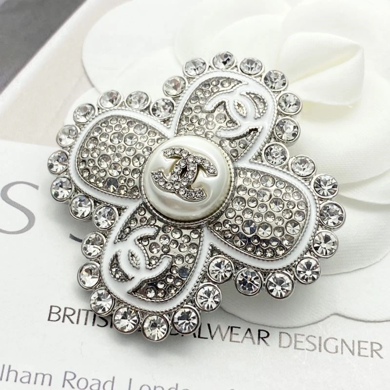 Chanel Brooches MultiPurpose 225614